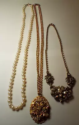 Beautiful Vintage 3 Piece Jewelry Lot Real Pearl Necklace • $65