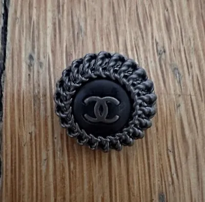 CHANEL 100% Authentic Vintage Black/Dark Grey CC Logo Button/Pendant - NEW/RARE • $78