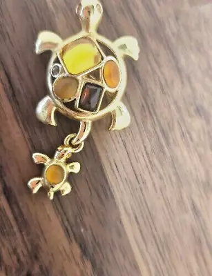 Vintage 3D  Monet Gold Tone Shades Of Amber Stones Turtles Pin Brooch Grama Core • $10