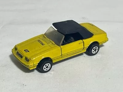 Road Champs 1984 Mustang GT Convertible Yellow Doors Open Top Comes Off 1/64 • $4.75