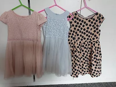 3 To 4 Year Old Girls Dresses Clothes Bundle • £10