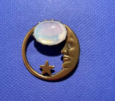 Vintage Crescent Moon Face & Star Gold Tone White Cabochon Brooch Pin 1.25  • $15