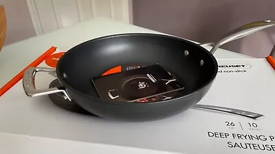 Le Creuset Toughened Non-Stick Deep Frying Pan With Helper Handle 26cm 3.2L • £109.99