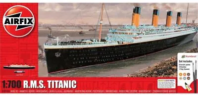 Airfix RMS Titanic Medium Gift Set  1:700 Scale • £40.41