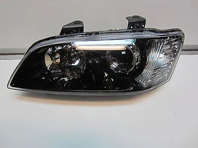 HOLDEN COMMODORE VE SERIES 1 SSV CALAIS HEADLIGHT Passenger Side Left Side NEW • $199