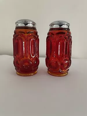 LE Smith Moon & Stars Amberina Persimmon Red Glass Salt Pepper Shakers Excellent • $29