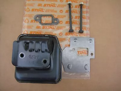 Genuine Stihl Ms210 Ms210c Ms230 Ms230c Ms250 Ms250c Exhaust Muffler Kit & Bolts • $24.99