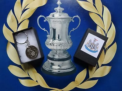 NEWCASTLE UNITED FC Esso FA Cup Centenary Coin 1972  Keyring Gift Boxed • £7.50
