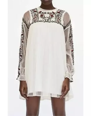 Zara Trafaluc Size Medium Beaded Tunic Dress W/ Embroidered Floral Pattern Lace • $19.99