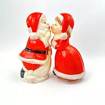 Vintage Musical Kissing SANTA & MRS CLAUS Plastic Rotating Berman & Anderson • $30