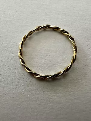 Cute 9ct Yellow Gold Twist Staking Ring Sz O 0.8g • $175