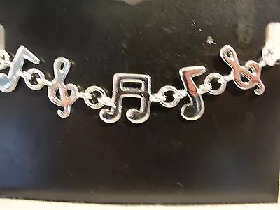 Silver Music Note Bracelet • $9.99