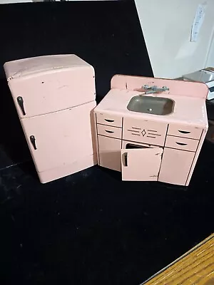 Vintage 1950'S WOLVERINE Toy Co Tin Litho Pink Refrigerator Sink Toy • $44
