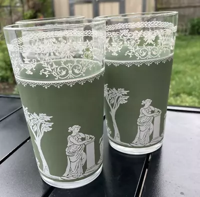 Vintage Green Wedgewood Drinking Glassware By Jeannette. • $40