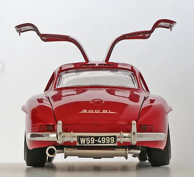 Vintage 54 Bburago Red Mercedes Benz 300SL Gull Wing 1:18 Die Cast-Italy-In Box • $78.99