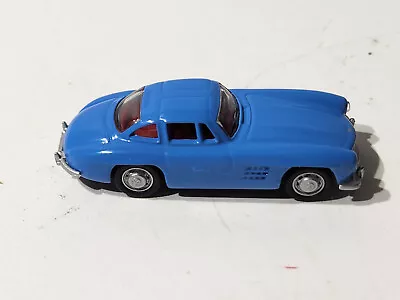 Malibu International LTD High Speed Mercedes-Benz 300SL Wing Door HO Scale / J5 • $7