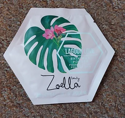 Zoella Beauty Lagoon Love Bath Mill Powder • £9