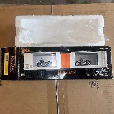 MTH Rail King 30-74198 Harley-Davidson 40’ Window Box Car W 2002 Fat Boy Inside • $110