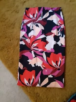 Dorothy Perkins Pencil Skirt Size 8 Back Zip Excellent Condition • £4.99