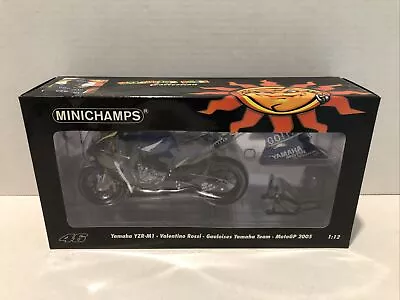 1:12 Minichamps 2005 Valentino Rossi #46 Gauloises Yamaha YZR-M1 122053046 (C) • $99.98