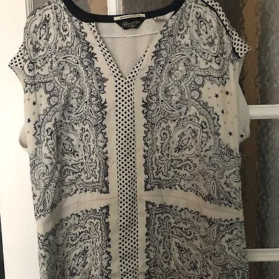 Maison Scotch Dress Beige With Blue Paisley Design Size 3 .  • £4.99