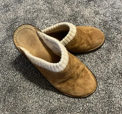 Ugg Women Gael Shearling Lined Slip On Mule Clogs Brown Suede Size 9 US SN 1934 • $26.99