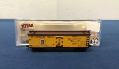 Atlas “N” Wilson’s Milk #17500 40’ Wood Reefer Car 41540 (T) • $24.99