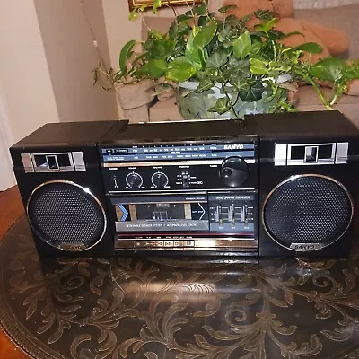 Sanyo AM/FM Vintage Radio Cassette Ghettoblaster Boombox M9716 • $65