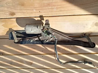 1973-1979 VW Bug Super Beetle WINDSHIELD WIPER MOTOR AND LINKAGE 133955113B OEM • $175