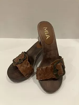 Mia Women  Shoes Size 7 • $19