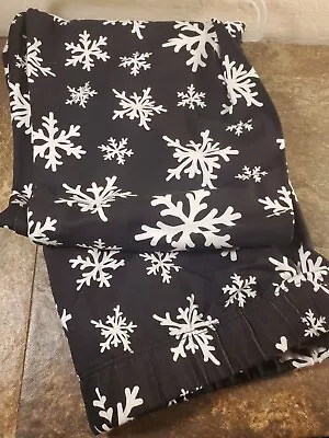 Brand New! Womens Leggings - Snowflakes - Medium 7/9 • $7.89