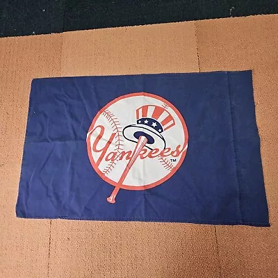 (1) New York Yankees Pillow Case Blue Standard Logo Baseball MLB O1a • $9.99