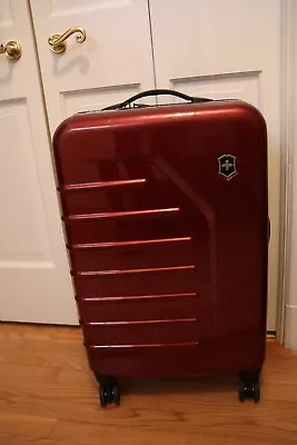 Victorinox  Traveler /Weekender Suitcase – 26” - Burgundy • $90