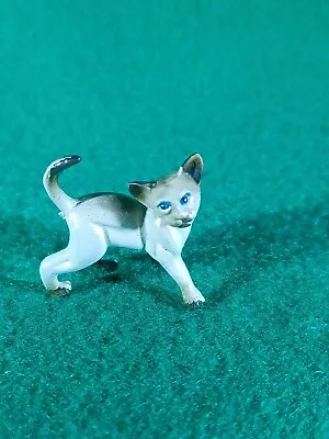 Vintage Siamese Cat Figurine Marked HK  • $7.49