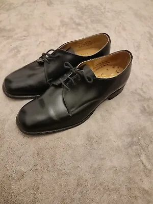 Country Classic Black Leather Shoes UK Size 7  • £13