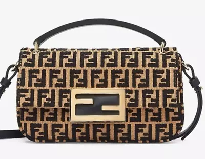 Fendi Baguette FF Crossbody Shoulder Bag Phone 2 Way Logo 7AS142 AQ19 F0VPJ • $1549