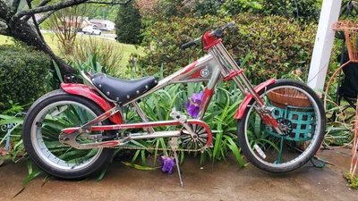 $300 • Buy 🚨🔥schwinn Stingray Chopper 2005 Bicycle🔥🔥🔥🔥 Extremely Rare 
