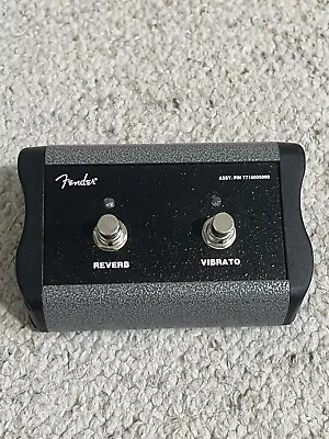 Fender 2-Button Footswitch: Reverb-Vibrato • $20