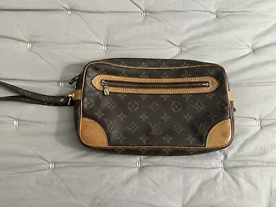 AUTHENTIC - Louis Vuitton Vintage Wristlet ClutchPre Loved • $329