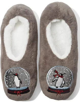 Vera Bradley Faux Sherpa Lined Women’s Size 5-6 Penguin Cozy Soft Slippers Gray • $12.99