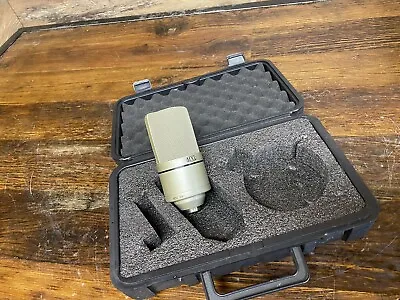 MXL 990 Condenser Professional Microphone WITH CASE • $45