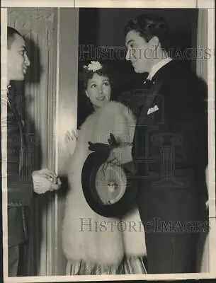 1937 Press Photo Jean Parker & Husband George MacDonald At A Hollywood Club • $23.88