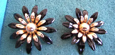  FASHION PETALS  Black Flower Clip Earrings - Sarah Coventry Jewelry Vintage • $12