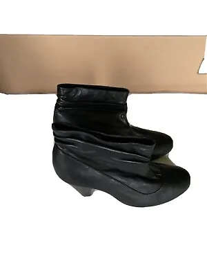 £8 • Buy Ladies Ankle Boots Size 8