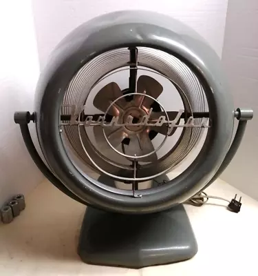 Vintage Vorandofan Model B10D1 Art Deco 3 Speed Floor Fan • $205.45