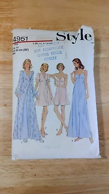 Style Sewing Pattern 4951 Negligee And Nightdress Size 14. • £9.99