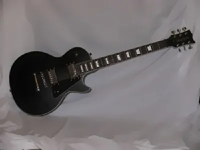 StringMasters Les Paule Style Electric Guitar And Amp Pack Satin Black • $249.95