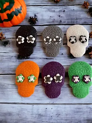 6 Edible Skulls Fondant Cupcake Toppers Cake Decorations Halloween Birthday • £6.99