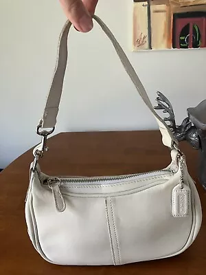 Vintage COACH Legacy  Hampton 7593 Demi Shoulder Bag - Cream • $45