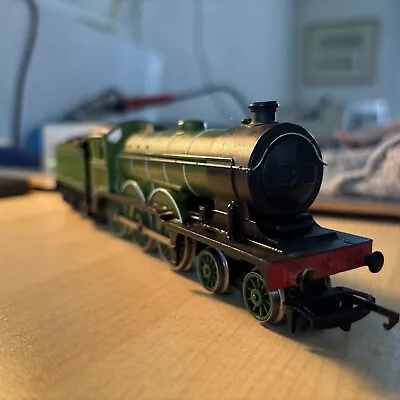 Hornby R150 B12 LNER 8509 In Apple Green OO Gauge • £11.35